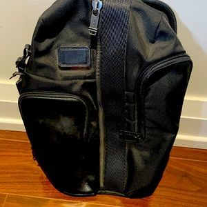 Tumi side strap black bag Excellent condition - barely used